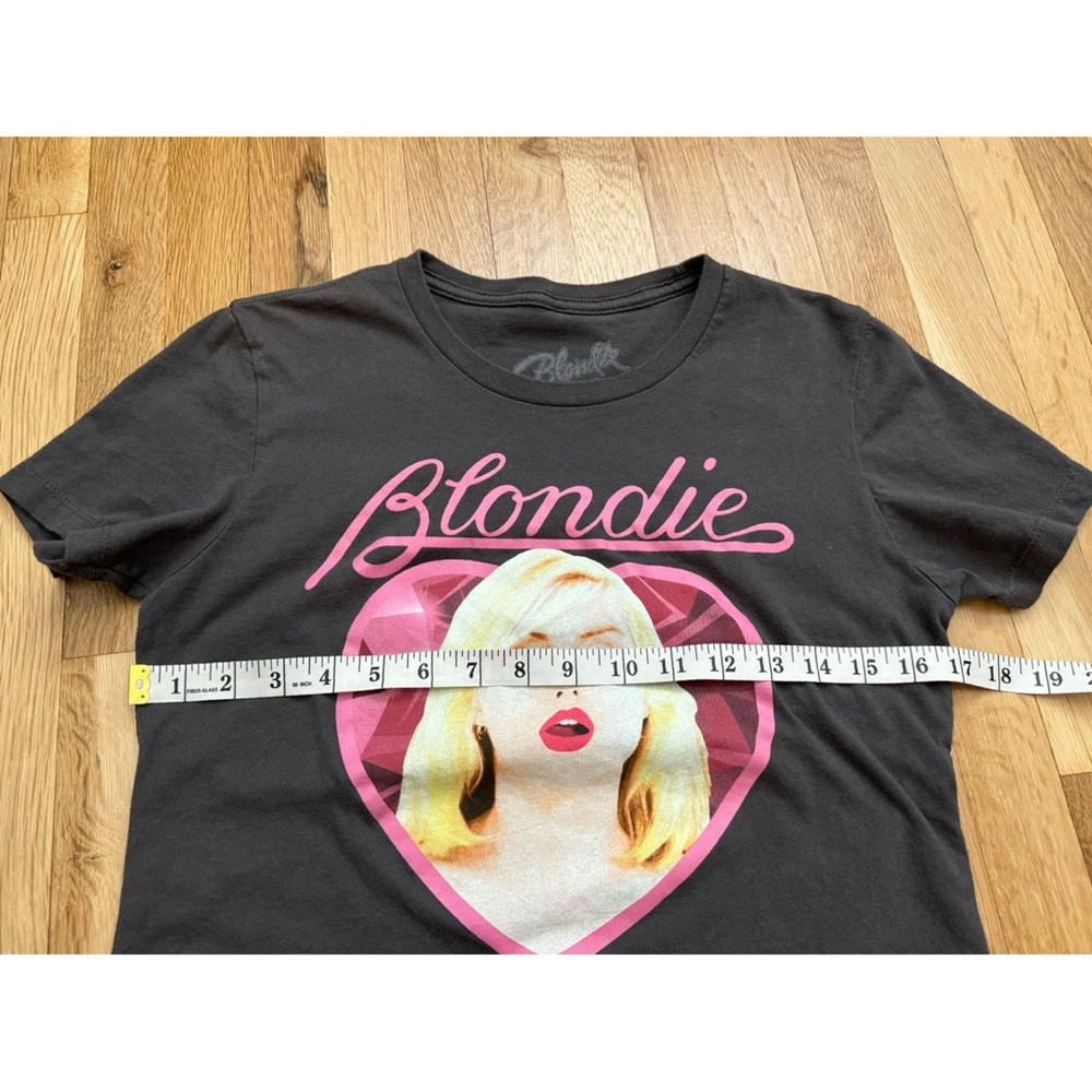 Blondie Diamond Heart by Goodie Two Sleeves Graphic TShirt - Picture 12 of 13